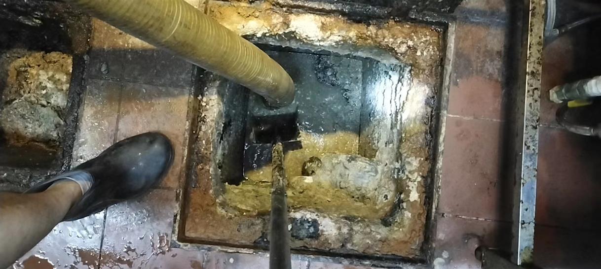 中兴镇污水池清理一般都有毒气，怎么预防中毒呢？
