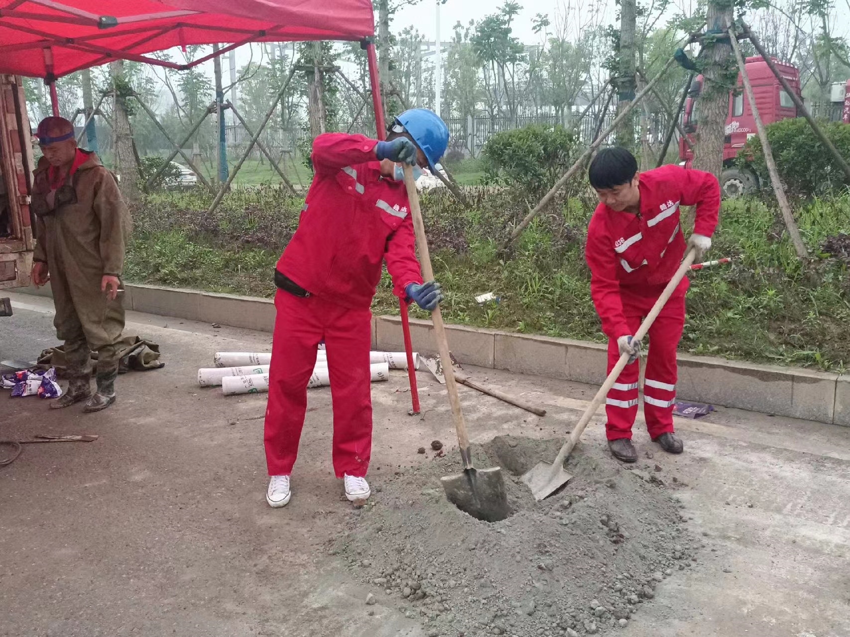 中兴镇管道疏通哪家好】及时进行市政管道清淤
