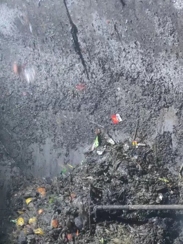 中兴镇污水池清理