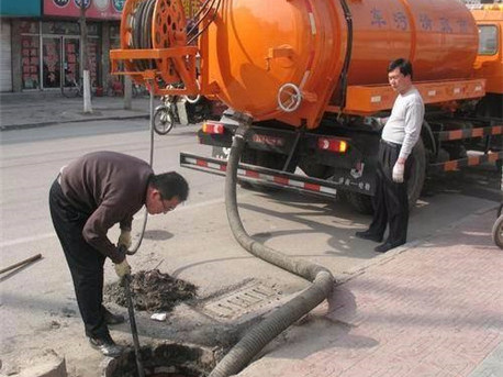 中兴镇清掏化粪池，健康生活从这里开始